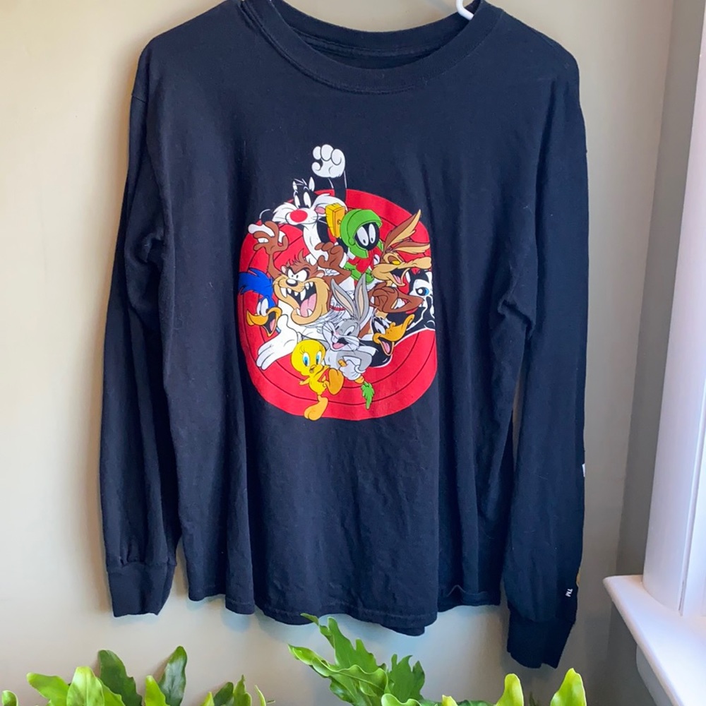 Looney toons long sleeve shirt